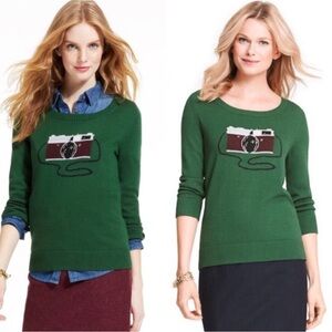 Tommy Hilfiger green camera pullover sweater XS